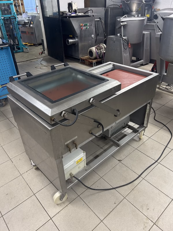 BOSS X660/1 – Bild 3