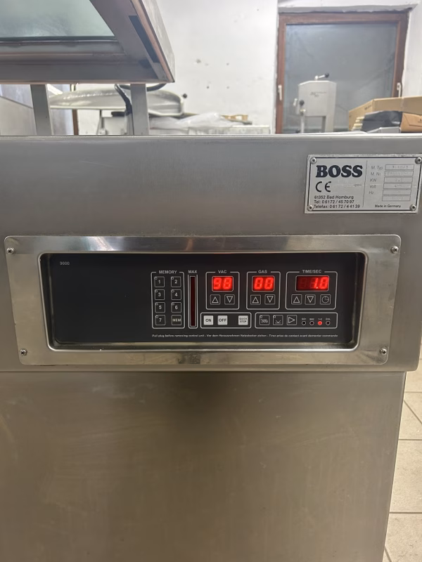 BOSS X660/1 – Bild 7