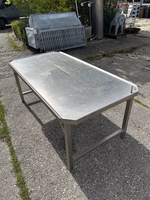 Fülltisch – Bild 2