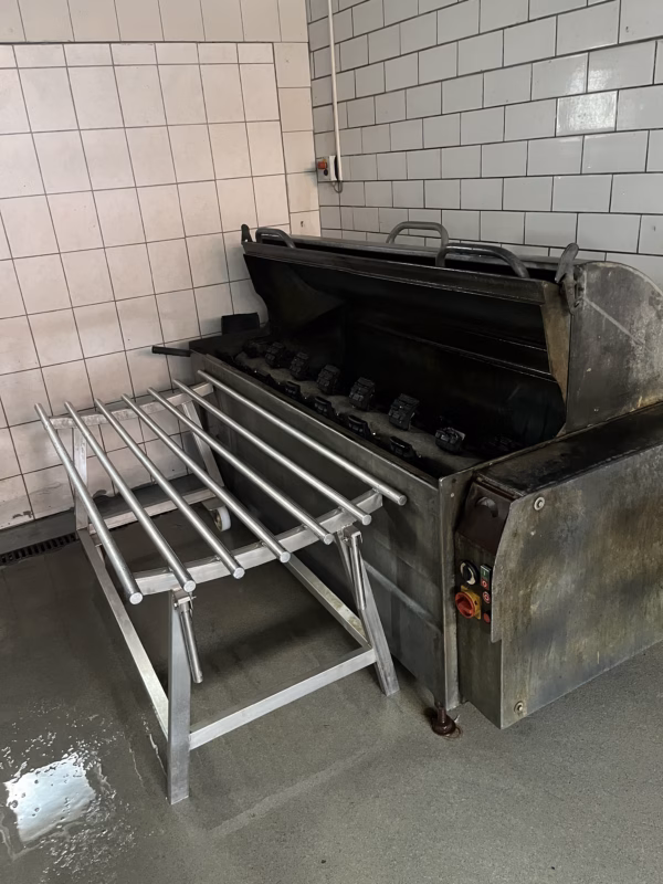 240372 - Image 3
